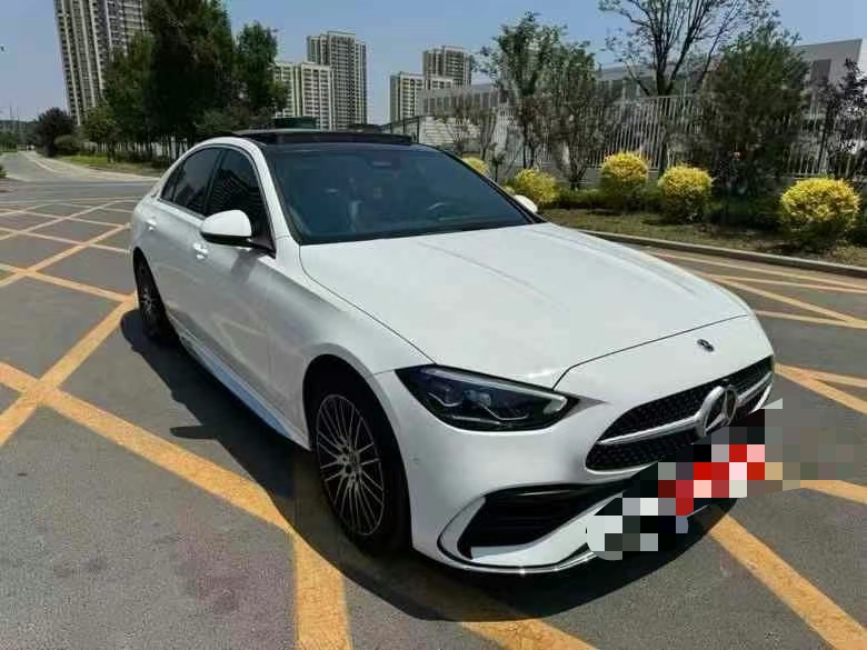 济宁22年奔驰C2