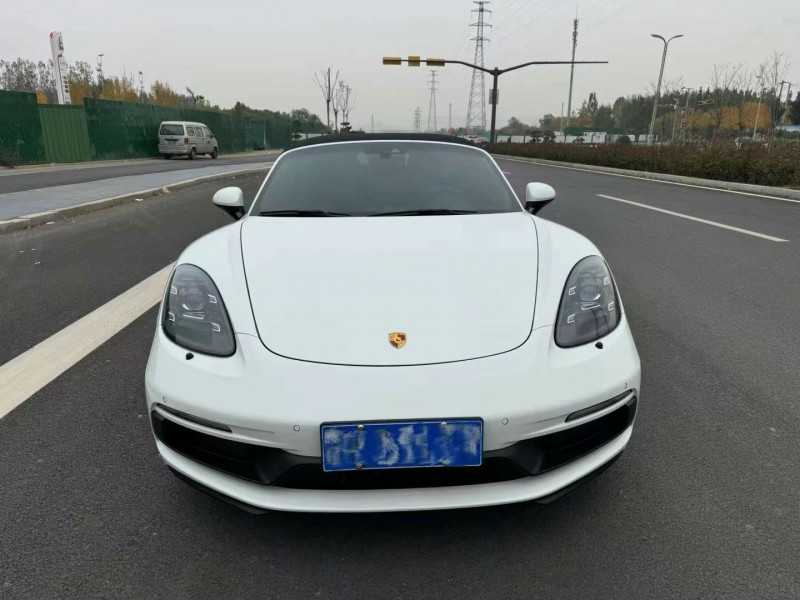 枣庄22年保时捷7181