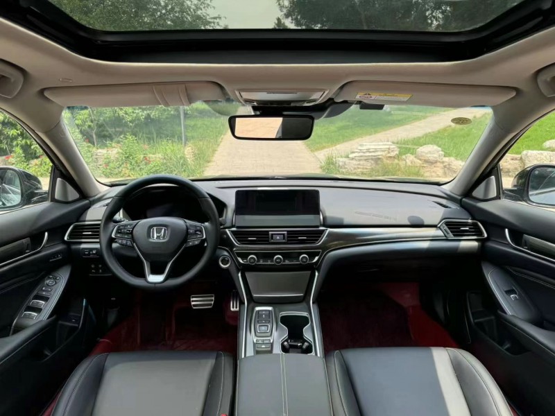 邢台22年本田雅阁7