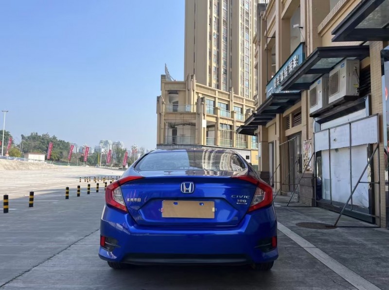 济宁19年本田思域9