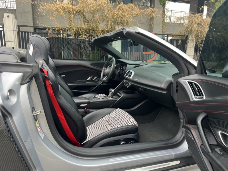 盐城20年奥迪R84