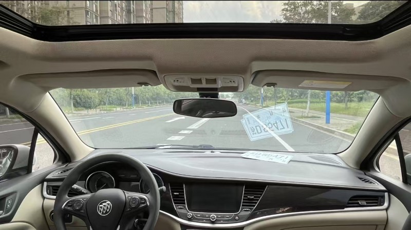 济宁18年别克威朗8