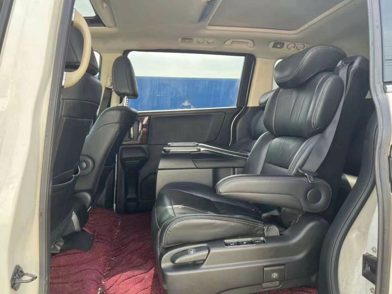 济宁17年本田艾力绅5