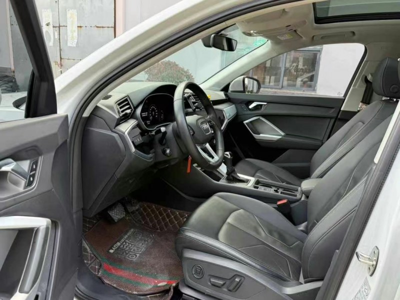 盐城20年奥迪Q38