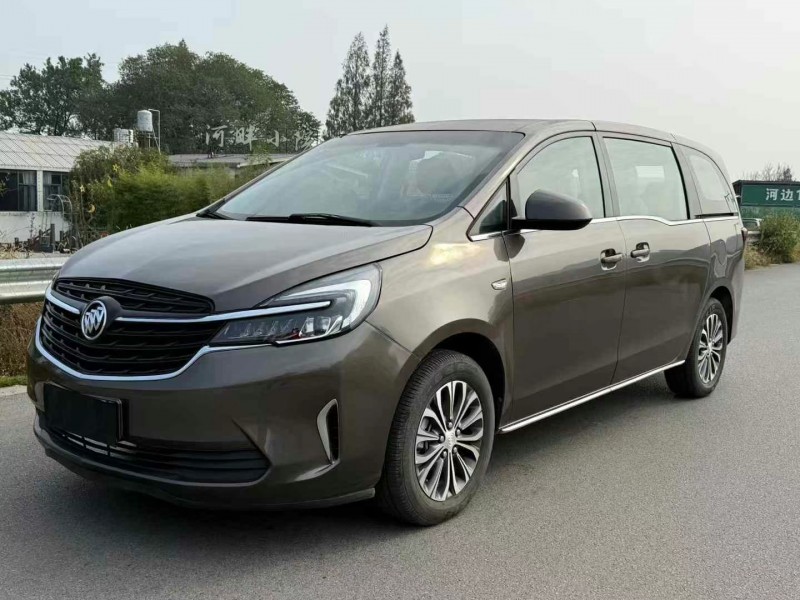 济宁22年别克GL83