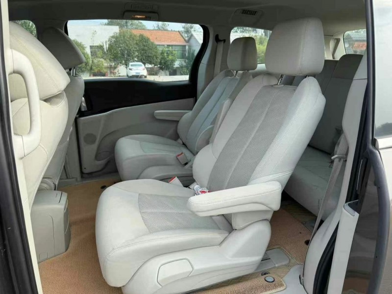 济宁22年别克GL85