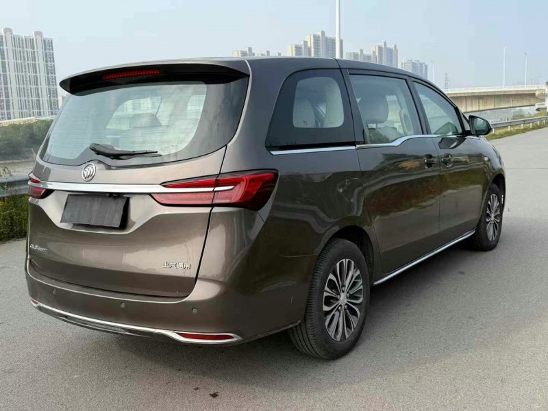 济宁22年别克GL88