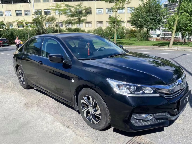 广州18年本田雅阁3