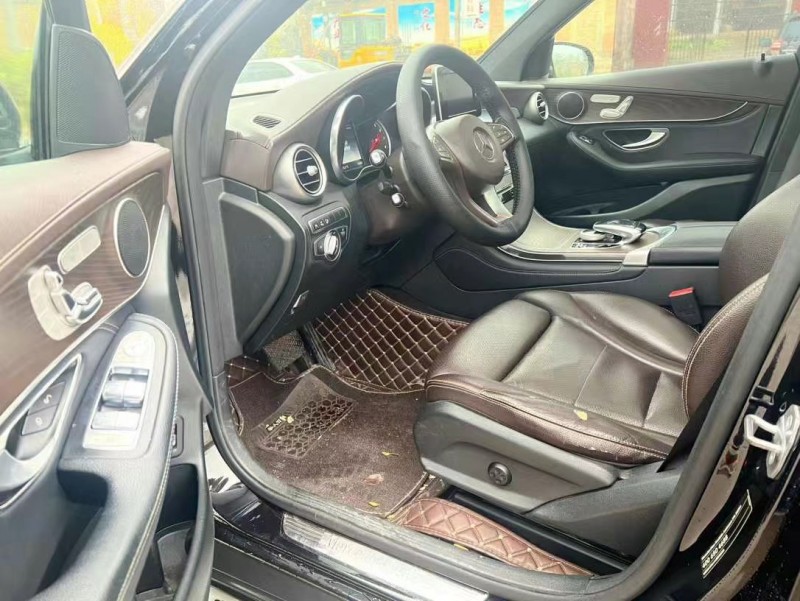 新乡18年奔驰GLC5