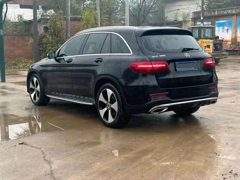 新乡18年奔驰GLC7