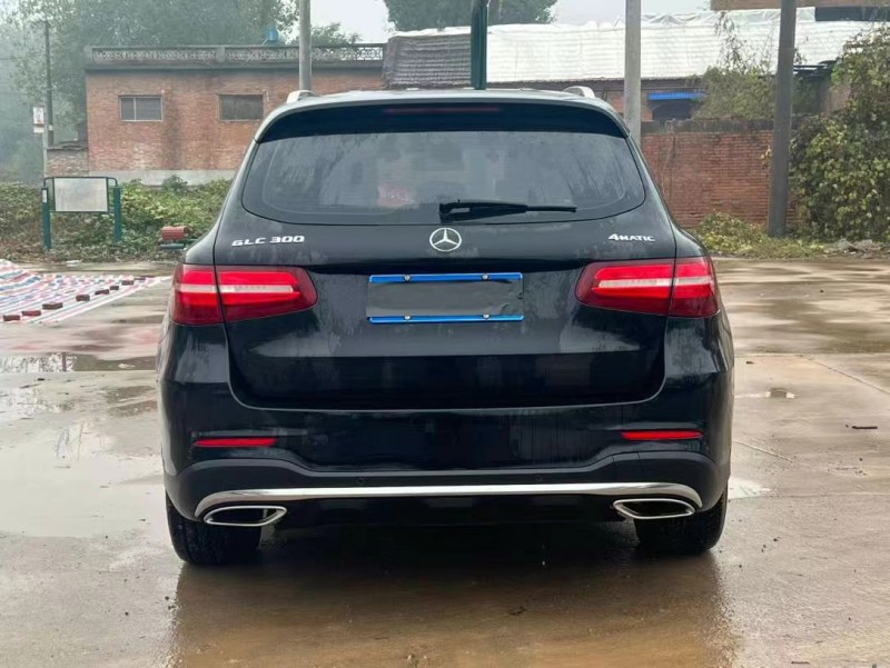 新乡18年奔驰GLC9