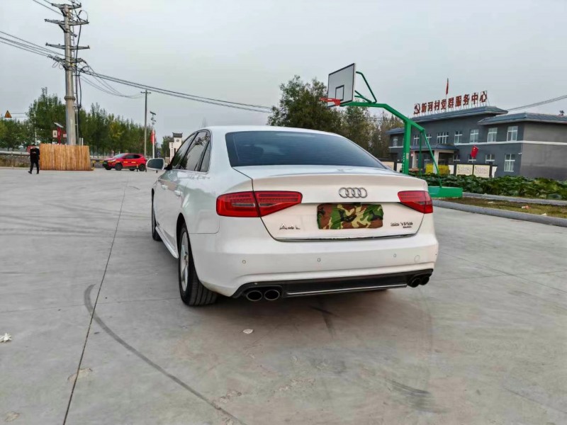 徐州13年奥迪A4L8