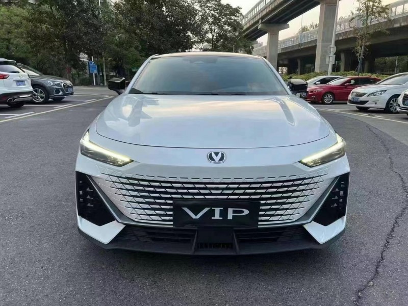 邵阳23年长安汽车UNI-V1