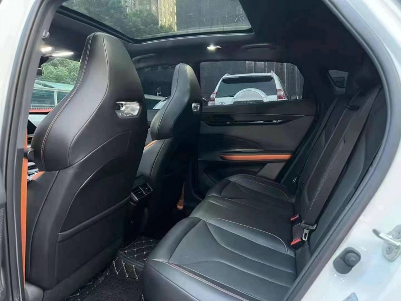 邵阳23年长安汽车UNI-V5