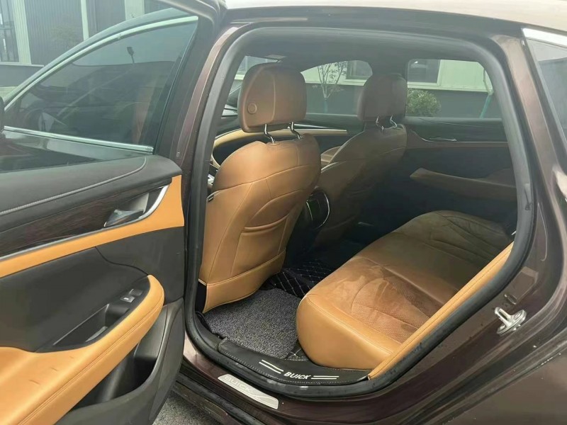 徐州16年别克君越5