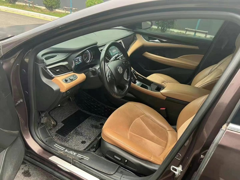 徐州16年别克君越6