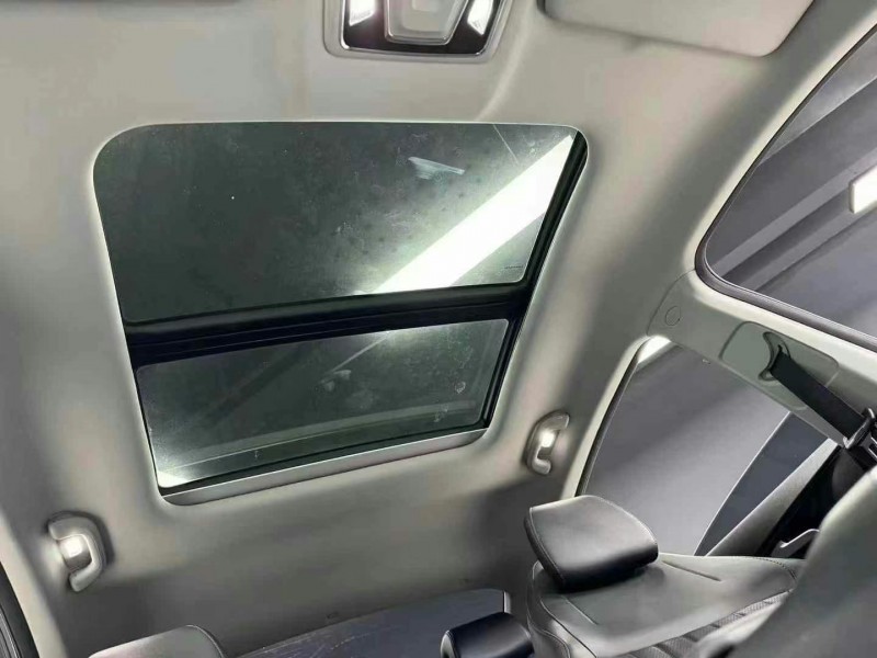 成都23年长安汽车逸达8