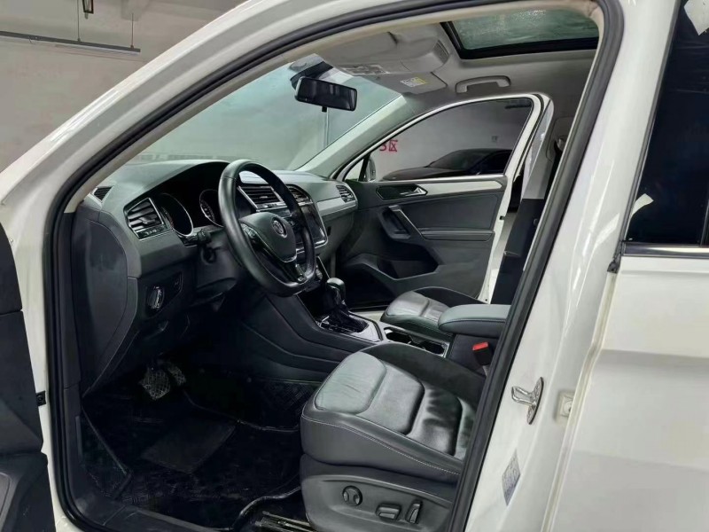 成都20年大众途观L6