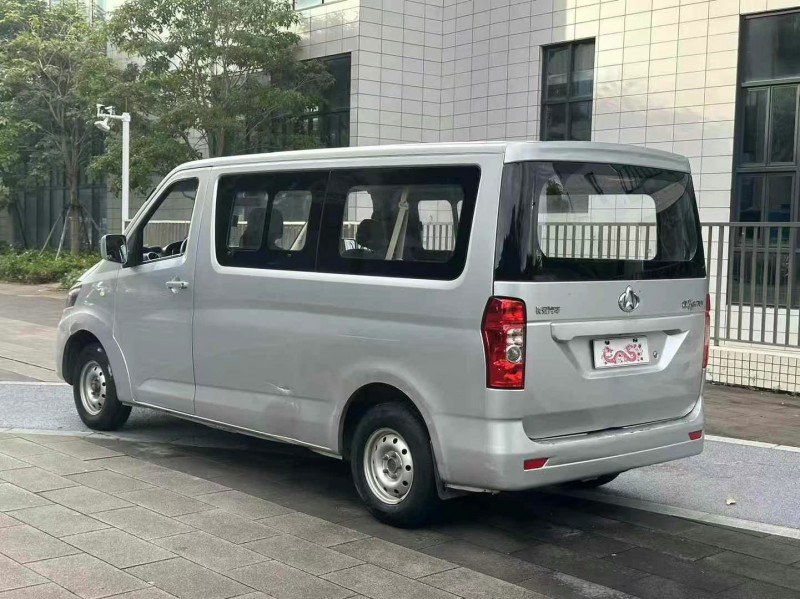 佛山18年长安汽车睿行7