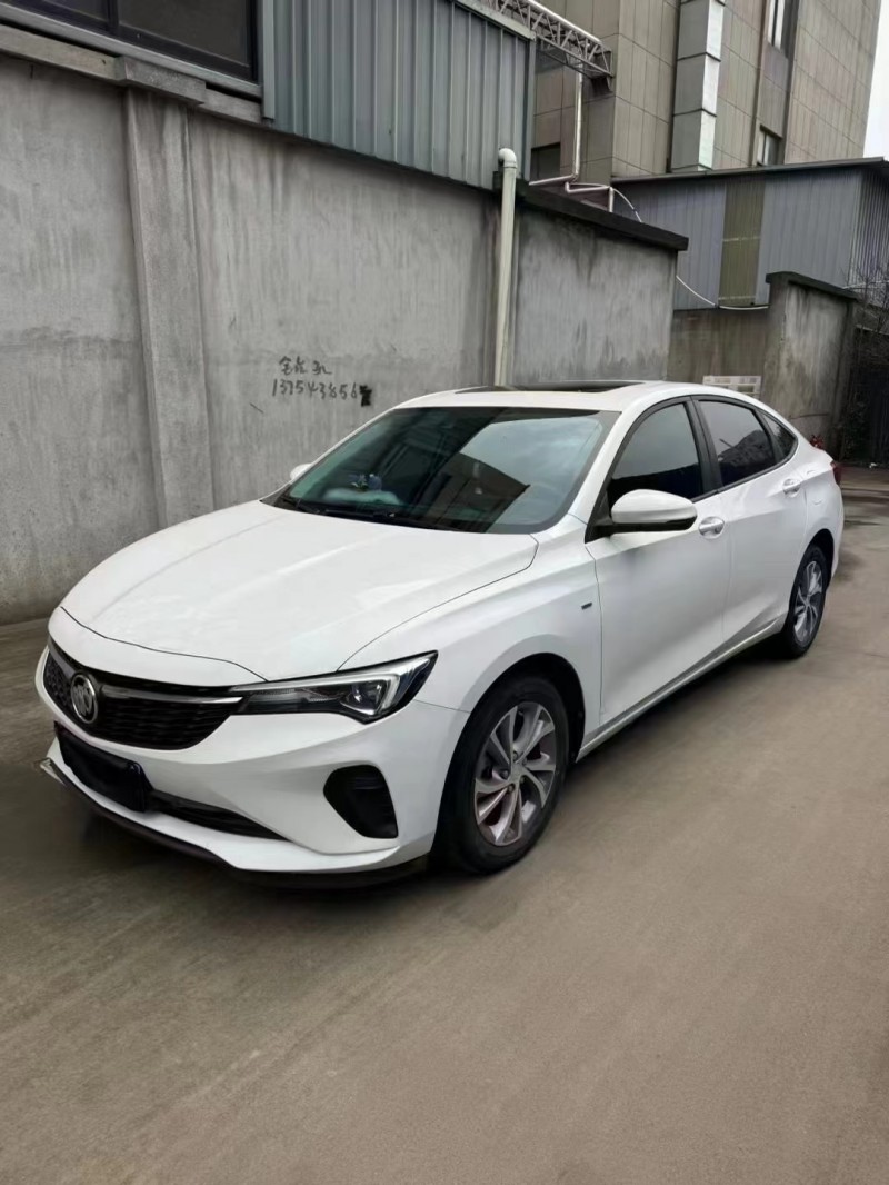 济宁23年别克威朗9