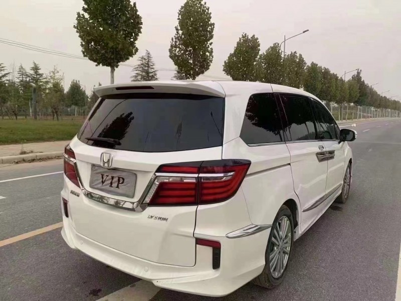 郑州18年本田艾力绅8