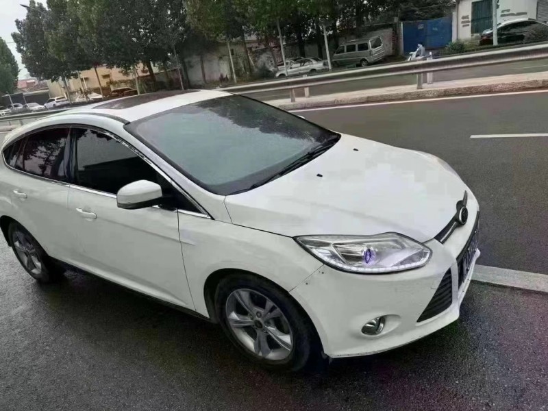 菏泽12年福特福克斯3