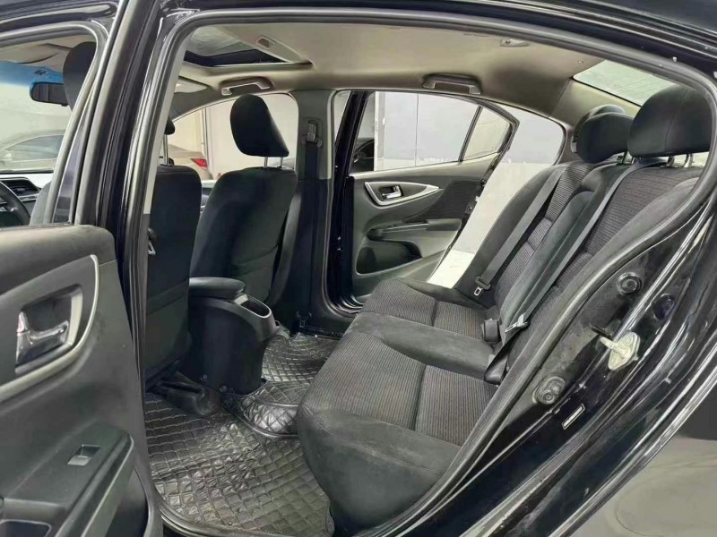 成都18年本田凌派6