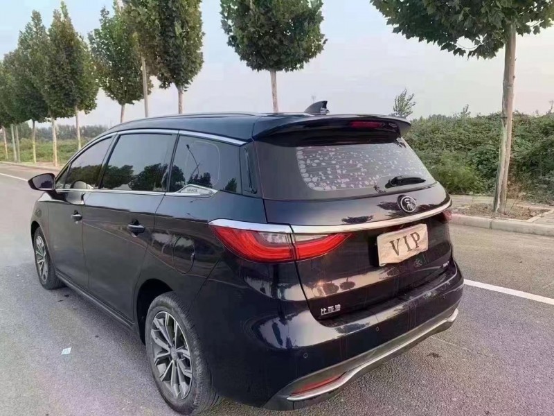 郑州19年比亚迪宋7