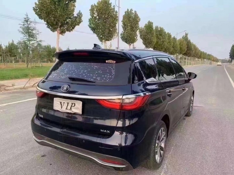 郑州19年比亚迪宋8