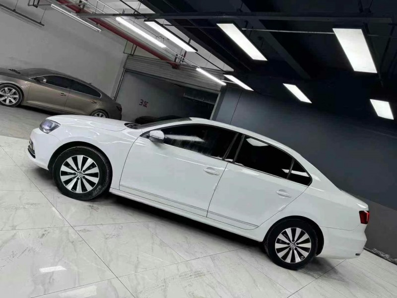 成都18年大众速腾4