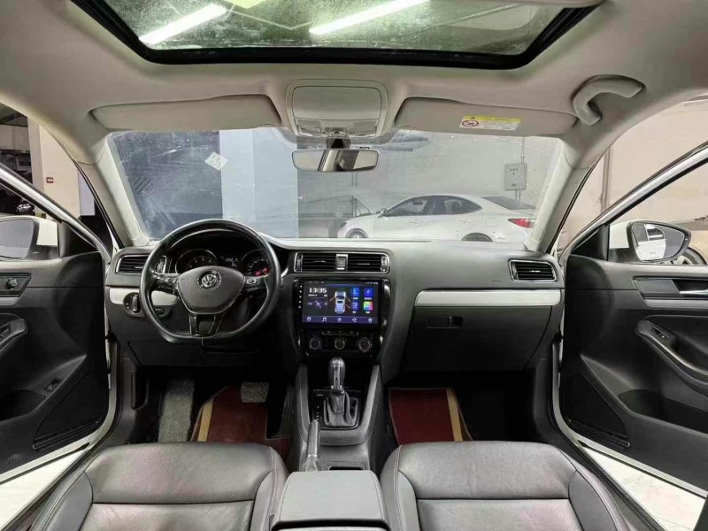 成都18年大众速腾8