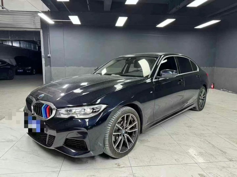 成都22年宝马3系2