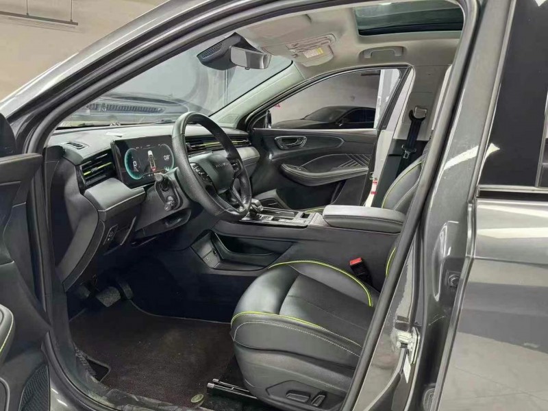 成都21年奥迪A4L5