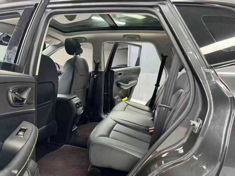 成都21年奥迪A4L8