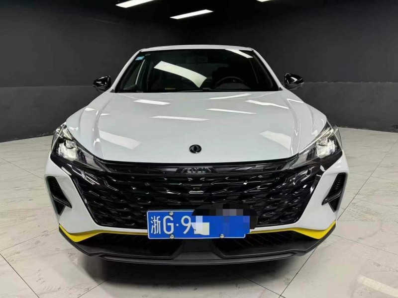 成都22年东风奕炫1