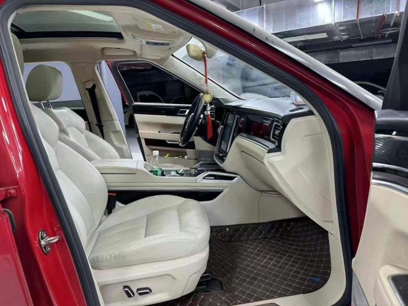 成都17年众泰T7006