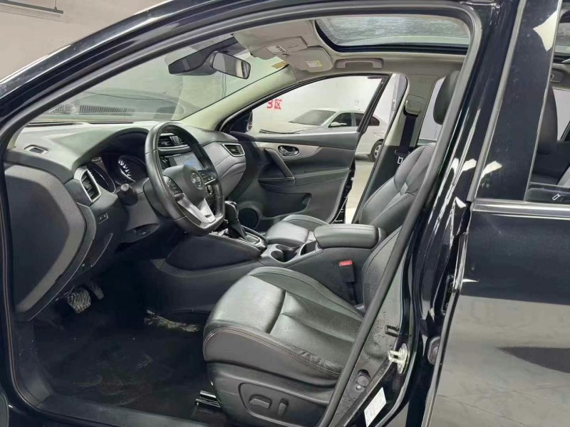 成都21年日产逍客6