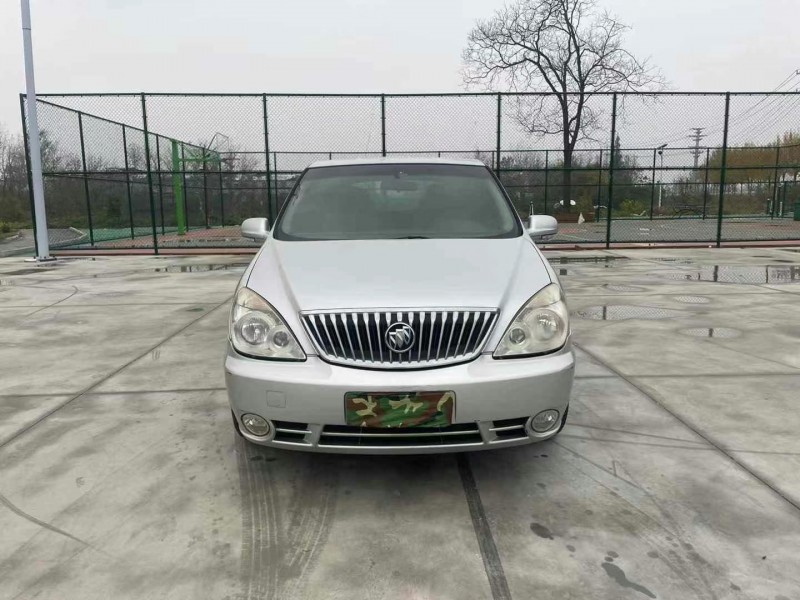 徐州13年别克GL81