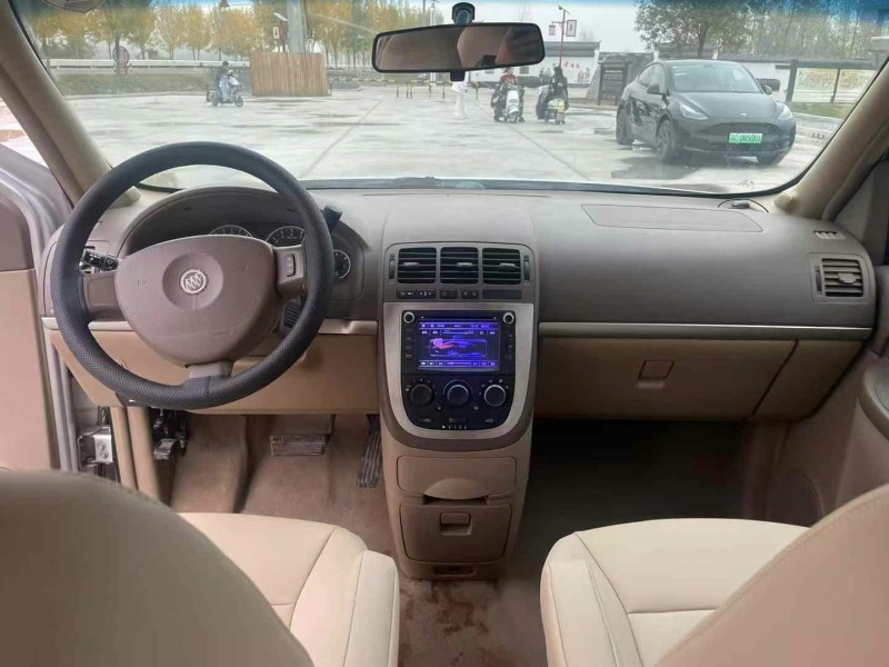 徐州13年别克GL85