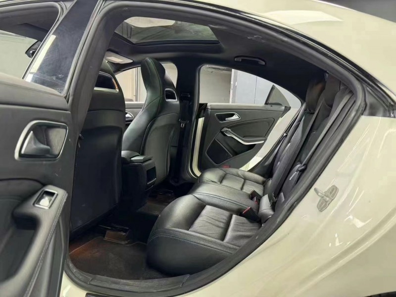 成都15年奔驰CLA6