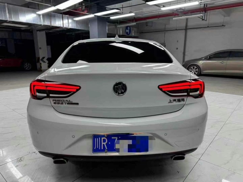 成都22年别克君威5