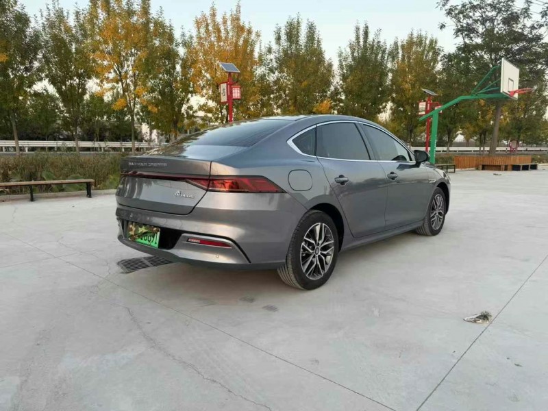 徐州23年比亚迪秦8