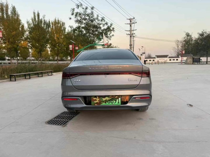 徐州23年比亚迪秦9