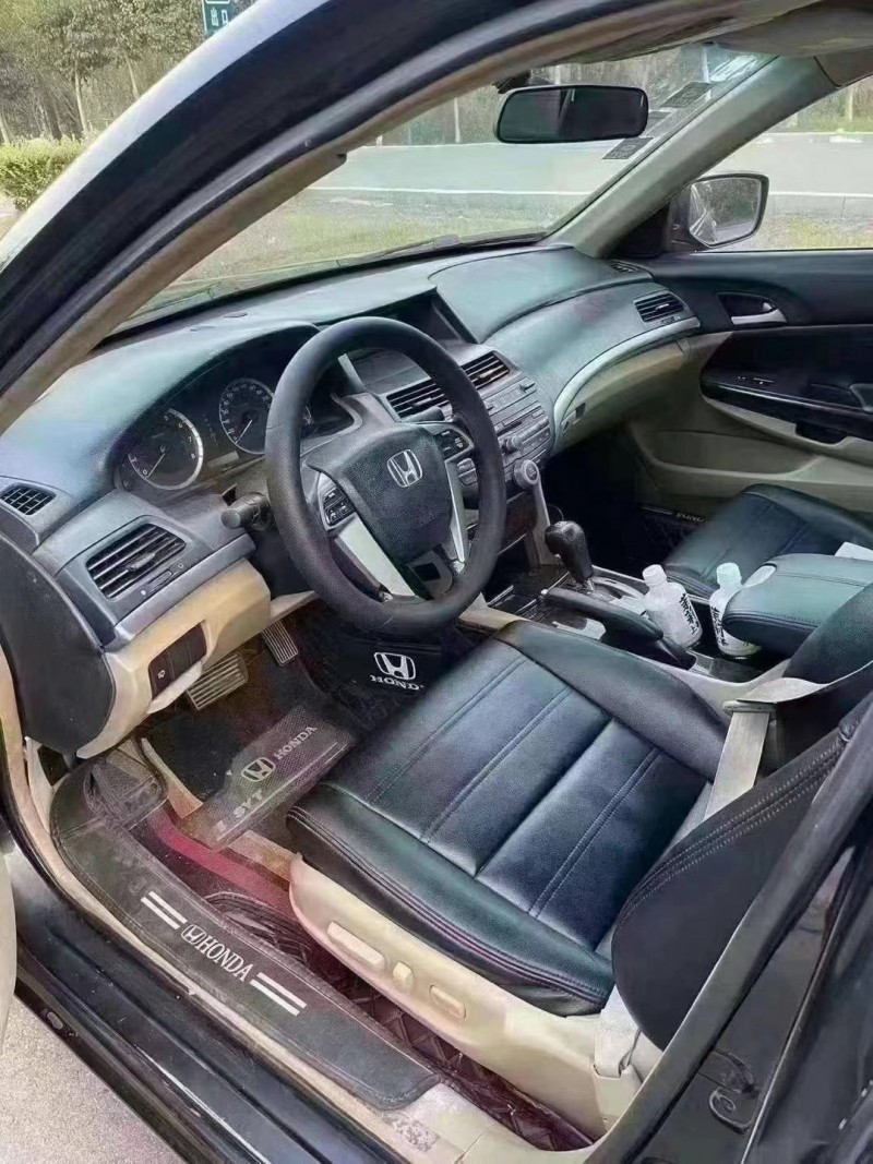 菏泽09年本田雅阁6