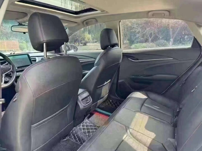 菏泽19年别克英朗7