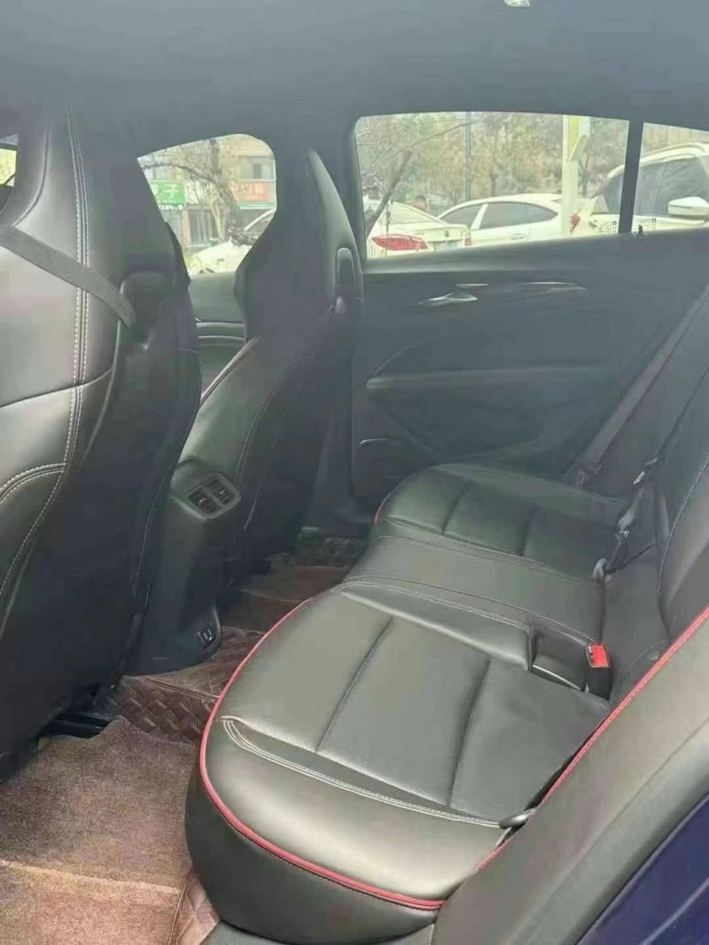 菏泽21年别克君威8