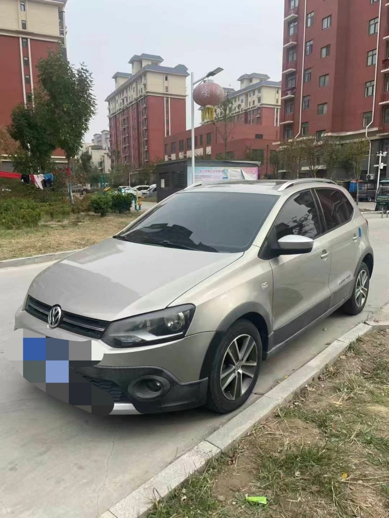 济宁12年大众polo5