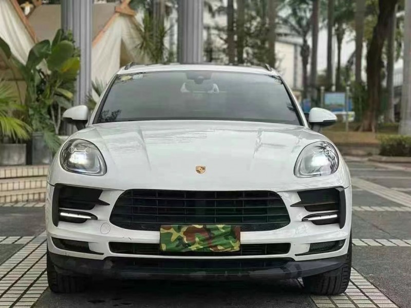 佛山18年保时捷Macan1