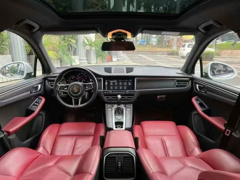 佛山18年保时捷Macan2