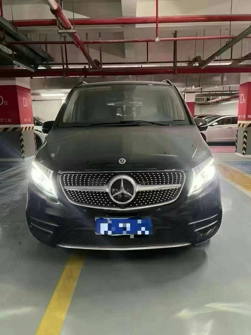济宁21年奔驰V1